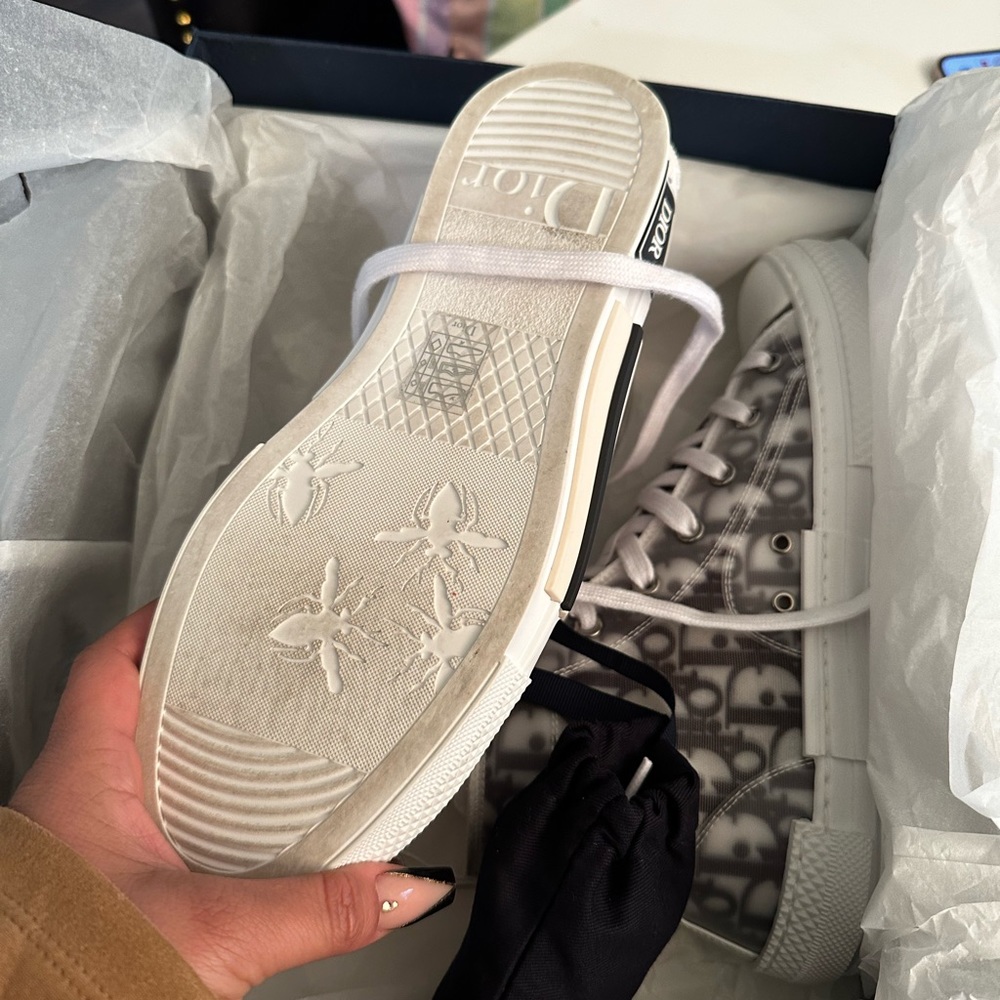 Dior Sneakers size 8 - Picture 5 of 7